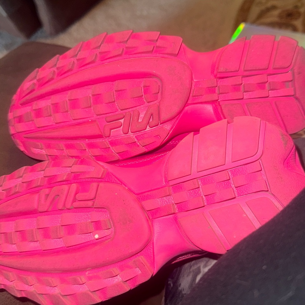 Fila Disruptor Hot Pink EUC - Picture 5 of 9